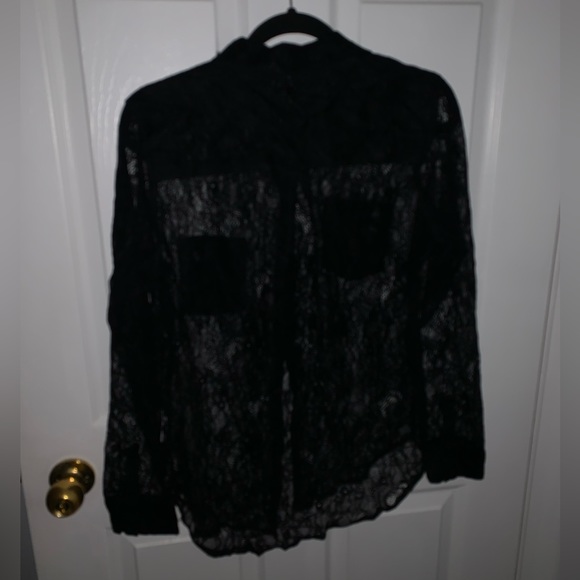 Guess Lace Blouse - Picture 7 of 7
